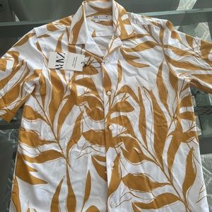 Zara NWT size small camp collar shirt